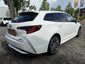 Toyota Corolla (2020) thumbnail 2