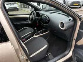 Toyota Aygo X (2025) thumbnail 19