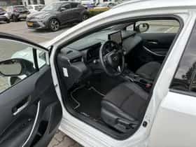 Toyota Corolla (2024) thumbnail 17