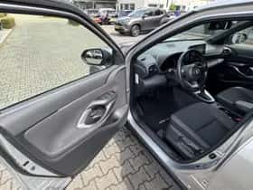 Toyota Yaris Cross (2024) thumbnail 18
