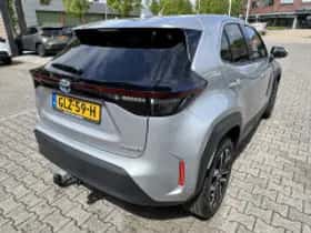 Toyota Yaris Cross (2024) thumbnail 3