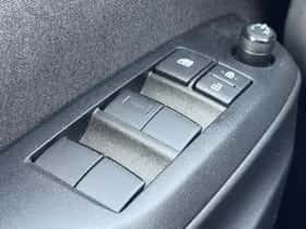 Toyota Yaris Cross (2024) thumbnail 27