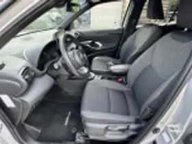Toyota Yaris Cross (2024) thumbnail 55