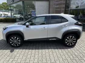 Toyota Yaris Cross (2024) thumbnail 8