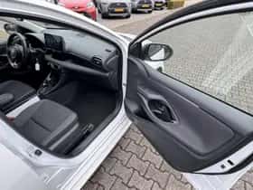 Toyota Yaris (2025) thumbnail 22