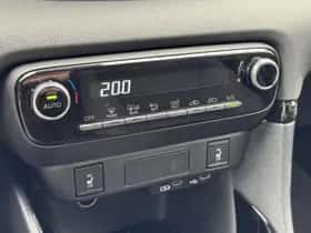Toyota Yaris (2025) thumbnail 33