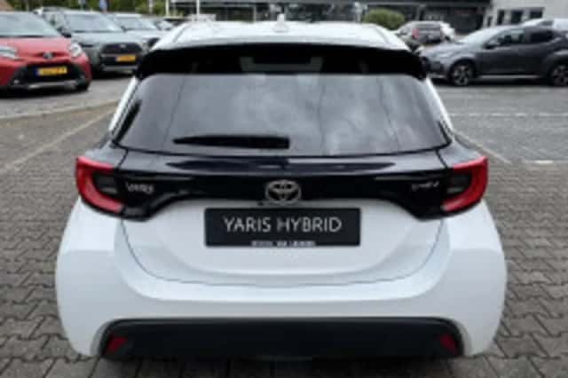 Toyota Yaris (2025) thumbnail 6