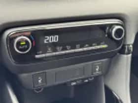 Toyota Yaris (2025) thumbnail 61
