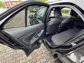 Toyota Yaris Cross (2025) thumbnail 18