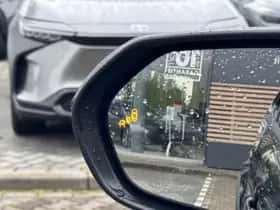 Toyota Yaris Cross (2025) thumbnail 36