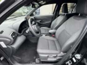Toyota Yaris Cross (2025) thumbnail 48