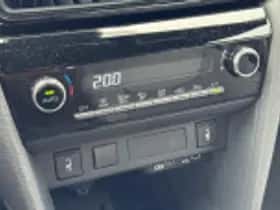 Toyota Yaris Cross (2025) thumbnail 68