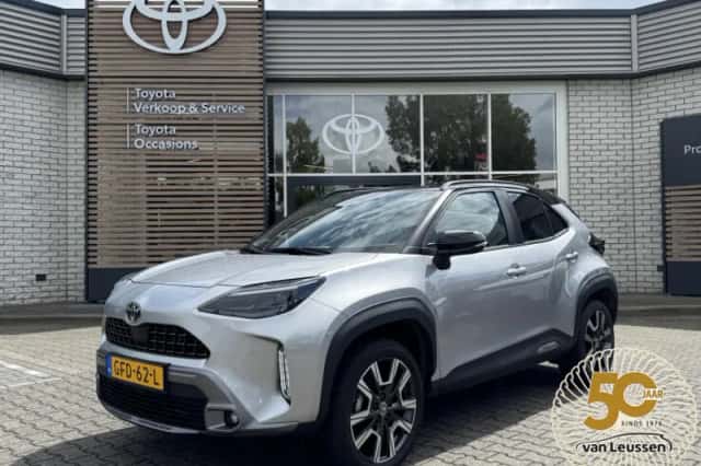 Toyota Yaris Cross (2024) thumbnail 1