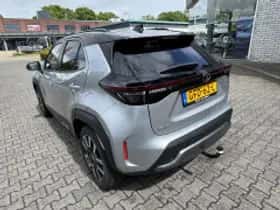 Toyota Yaris Cross (2024) thumbnail 3