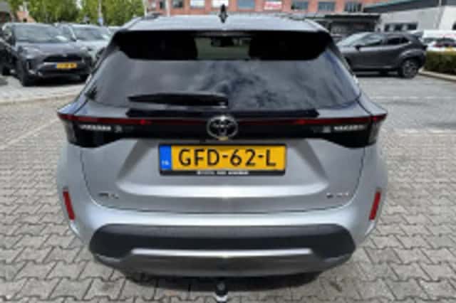 Toyota Yaris Cross (2024) thumbnail 4