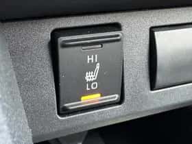 Toyota Yaris Cross (2024) thumbnail 39