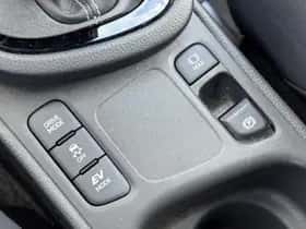 Toyota Yaris Cross (2024) thumbnail 42