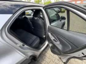 Toyota Yaris Cross (2024) thumbnail 66