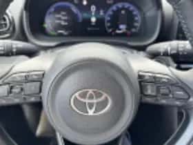 Toyota Yaris Cross (2024) thumbnail 67