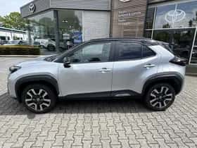 Toyota Yaris Cross (2024) thumbnail 90
