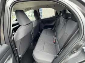 Toyota Yaris (2025) thumbnail 21