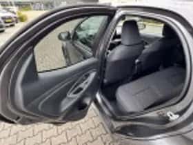 Toyota Yaris (2025) thumbnail 52