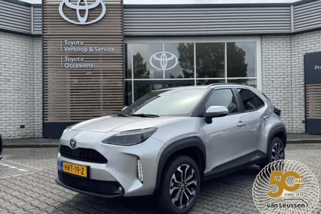Toyota Yaris Cross (2025) thumbnail 1