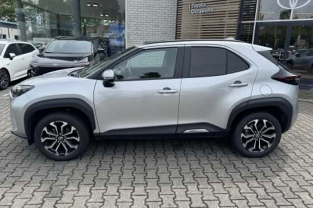 Toyota Yaris Cross (2025) thumbnail 2