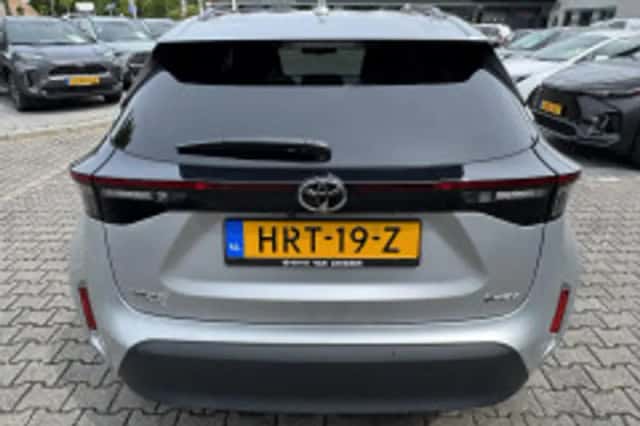 Toyota Yaris Cross (2025) thumbnail 4
