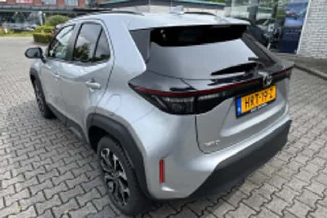Toyota Yaris Cross (2025) thumbnail 5