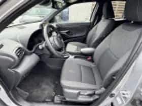 Toyota Yaris Cross (2025) thumbnail 53