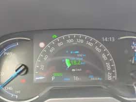 Toyota RAV4 (2021) thumbnail 18