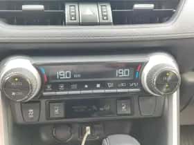 Toyota RAV4 (2021) thumbnail 28