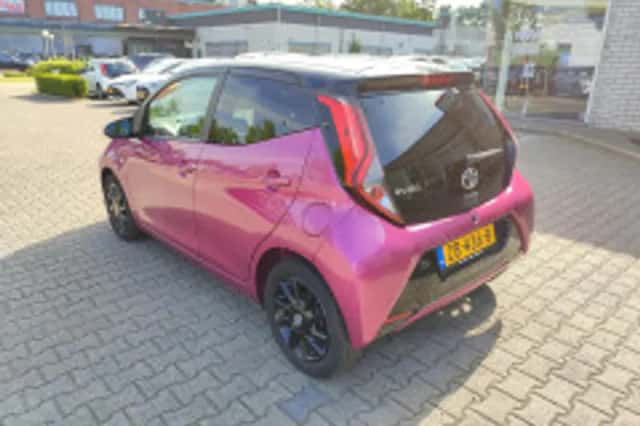 Toyota Aygo (2019) thumbnail 3