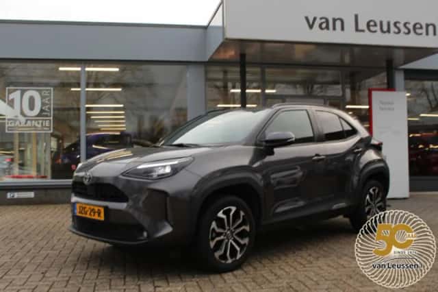 Toyota Yaris Cross (2025) thumbnail 1