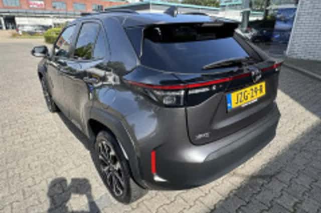 Toyota Yaris Cross (2025) thumbnail 3