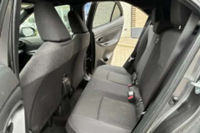 Toyota Yaris Cross (2025) thumbnail 4