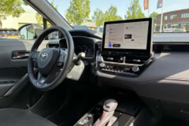 Toyota Corolla (2026) thumbnail 3