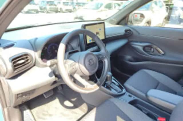 Toyota Yaris Cross (2026) thumbnail 4