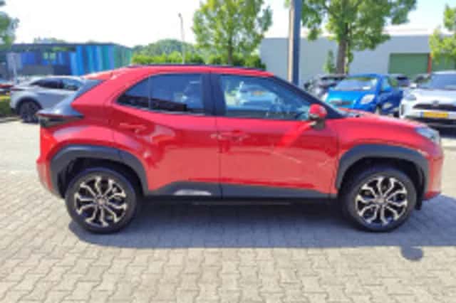 Toyota Yaris Cross (2025) thumbnail 6
