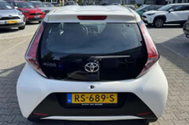 Toyota Aygo (2018) thumbnail 4
