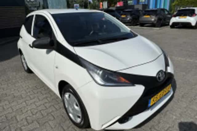 Toyota Aygo (2018) thumbnail 5