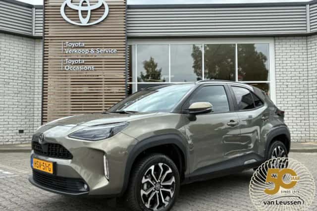Toyota Yaris Cross (2025) thumbnail 1
