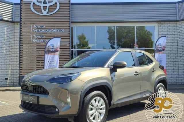 Toyota Yaris Cross (2025) thumbnail 1