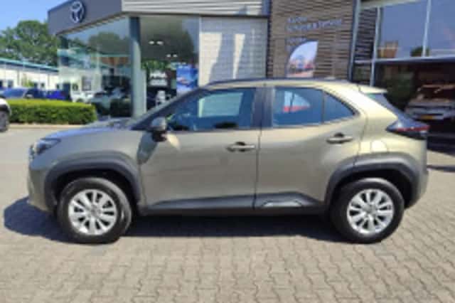 Toyota Yaris Cross (2025) thumbnail 5