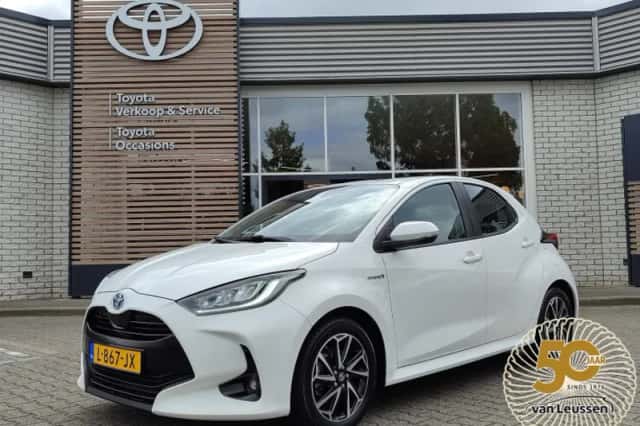 Toyota Yaris (2021) thumbnail 1