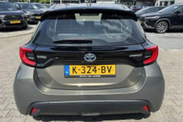 Toyota Yaris (2020) thumbnail 6
