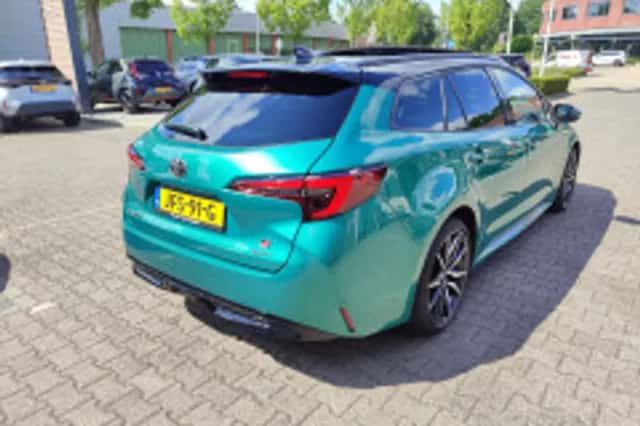 Toyota Corolla (2025) thumbnail 5