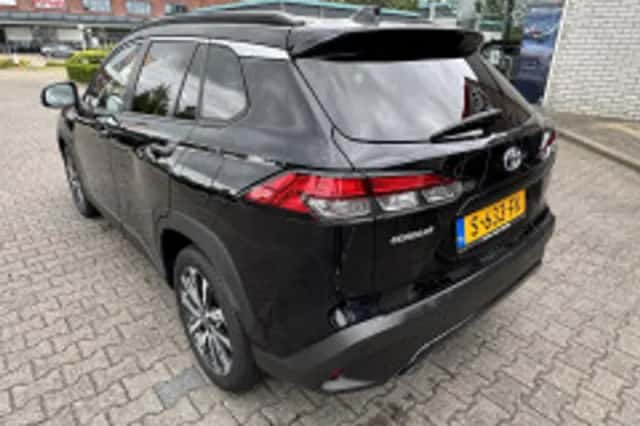 Toyota Corolla (2023) thumbnail 5