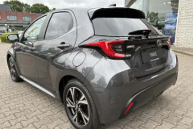 Toyota Yaris (2025) thumbnail 5